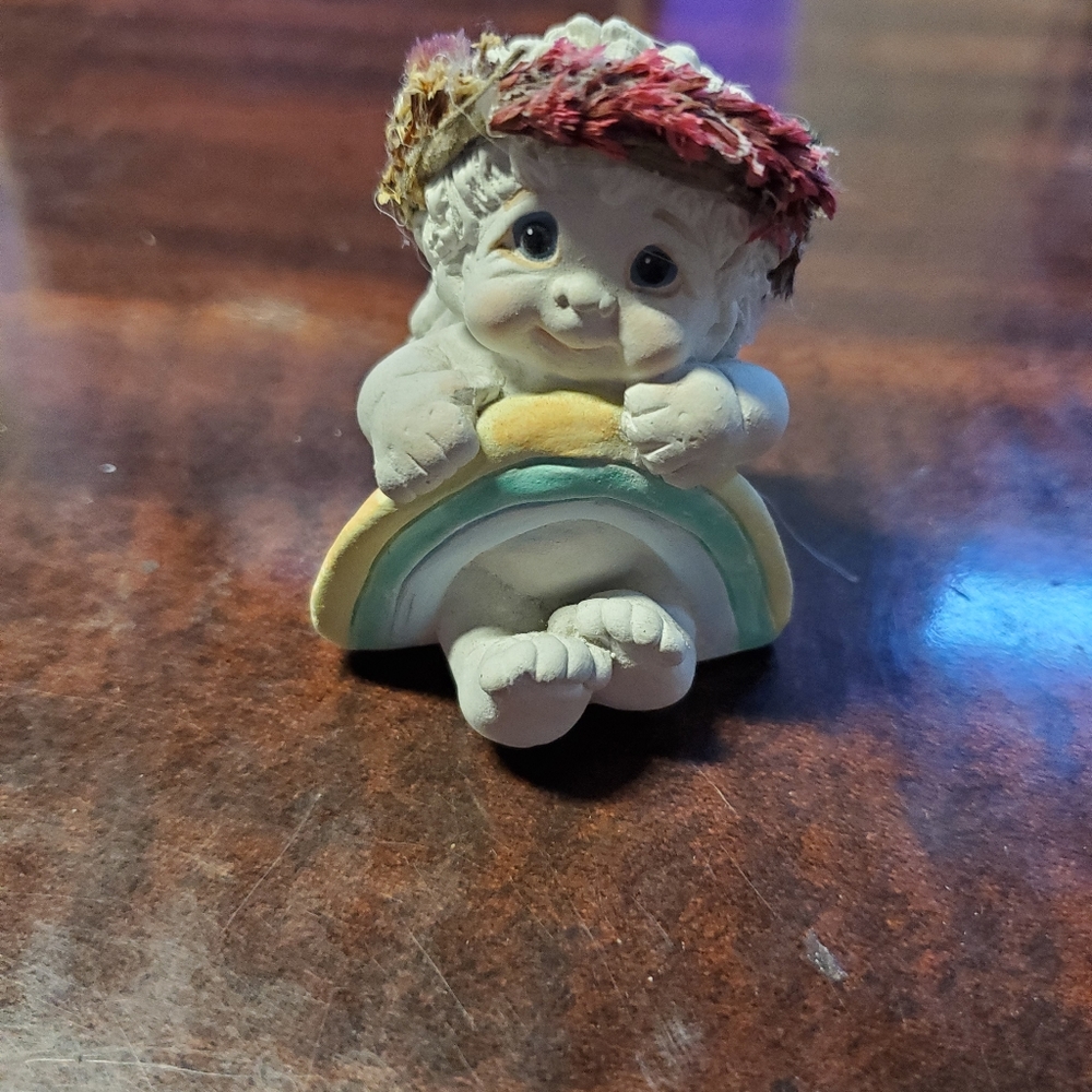 Dreamsicles "Rainbows End" Figurine